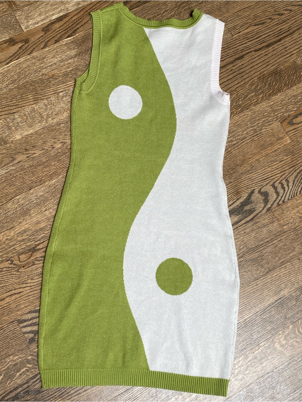 Yin Yang dress Green and White Sleeveless Knit Dress sz S